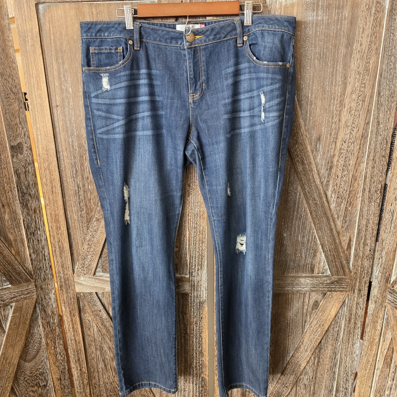 Cabi Jeans Women's Size 16 Distressed 40x31 Stretch Dark Wash Slim Boyfriend